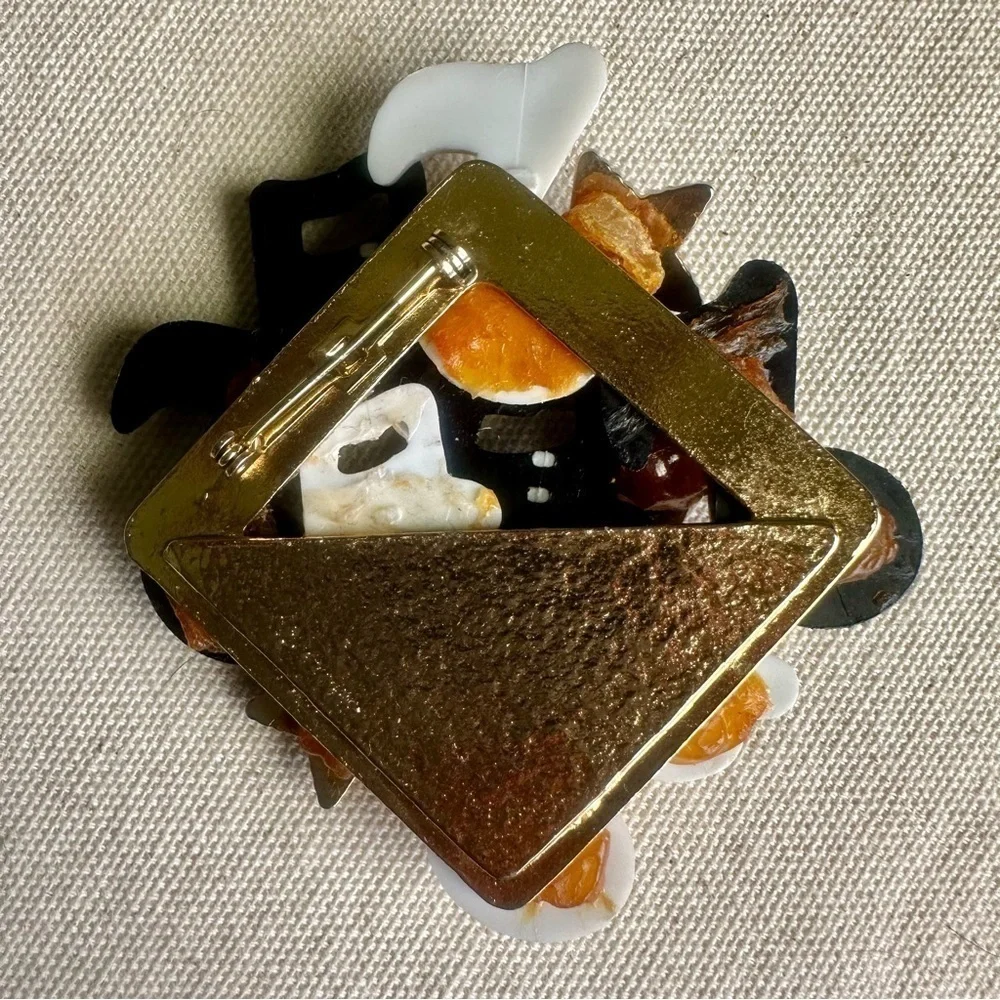 Vintage Bakelite Style Brooch‎ | Music | Musical Notes | Stars | 1980s